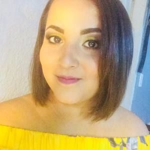 Meet your Posher, Adriana